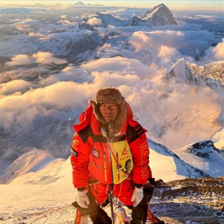 
Ang Rita Sherpa Height, Weight, Net Worth, Age, Birthday, Wikipedia, Who, Nationality, Biography 