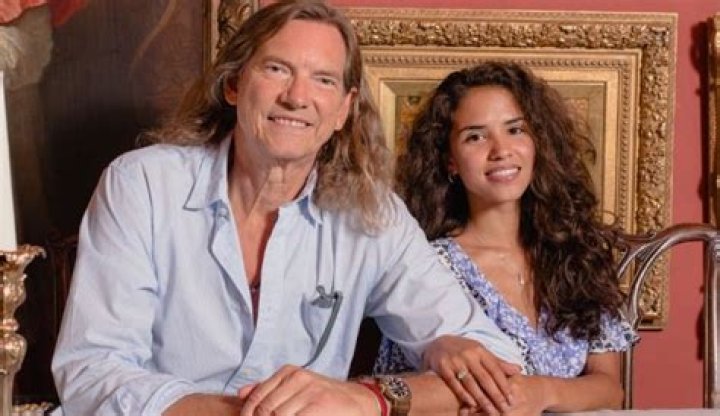 
Elena Couzens Age, Birthday, Wikipedia, Who, Nationality, Biography 
