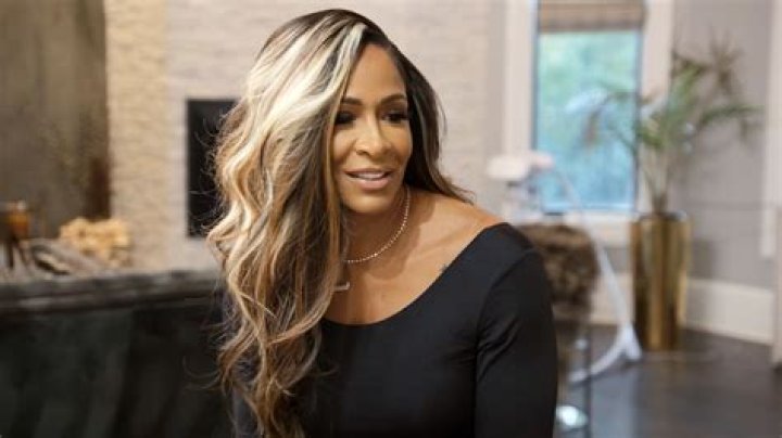 
Serena Guthrie Height, Weight, Net Worth, Age, Birthday, Wikipedia, Who, Nationality, Biography 